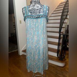 NWT LARGE Tory Burch 100% Silk fully lined with jewel’s !